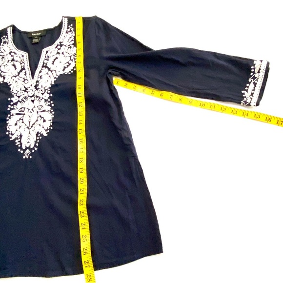Karen Kane Navy Embroidered Tunic Top Size XS Cotton Summer Cruise Vacation - Picture 12 of 12